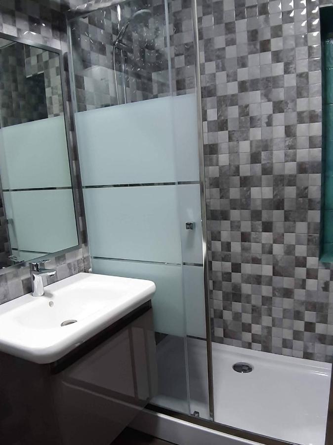 L1Apartment Kiev Eksteriør bilde